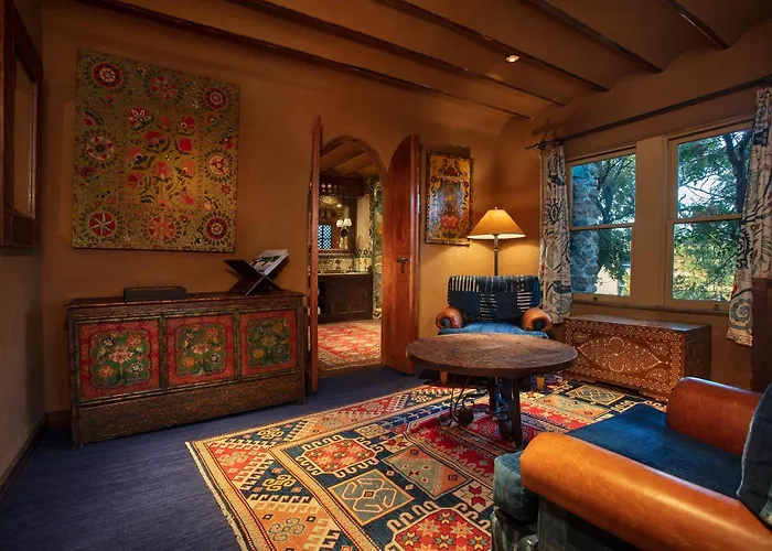 Luxury King Room