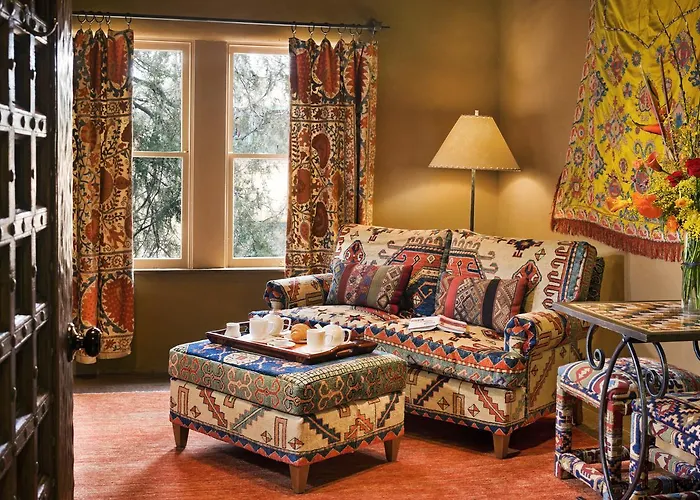 Premium King Suite